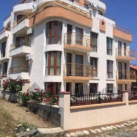 Private Studio Intsaraki - Sveti Vlas Exterior photo